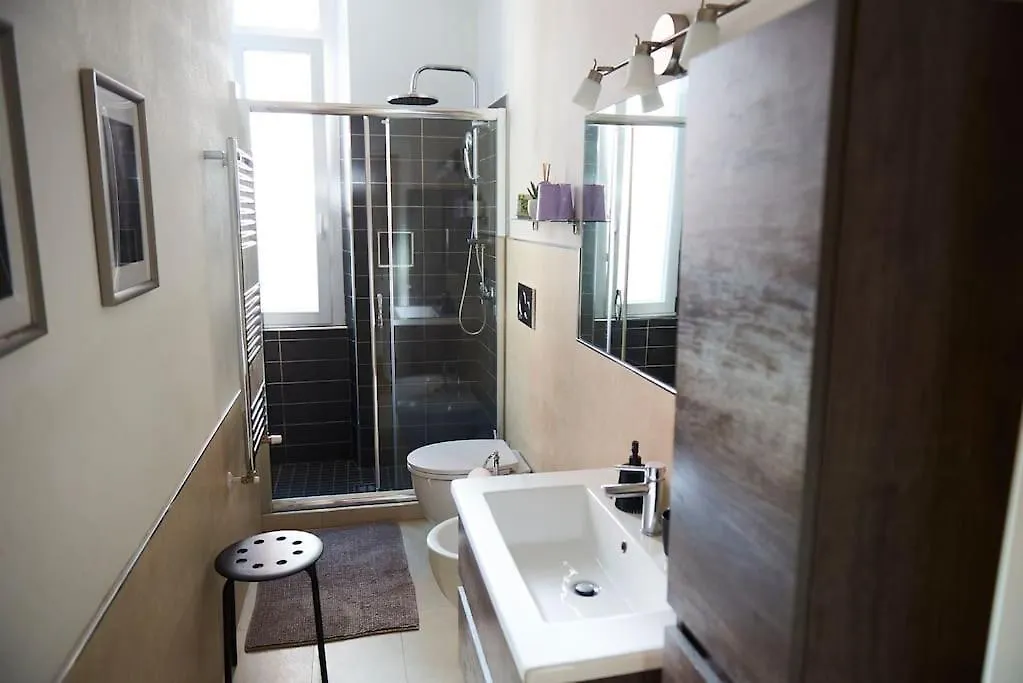 ميلان Ampola Home “Flamingo” إيطاليا